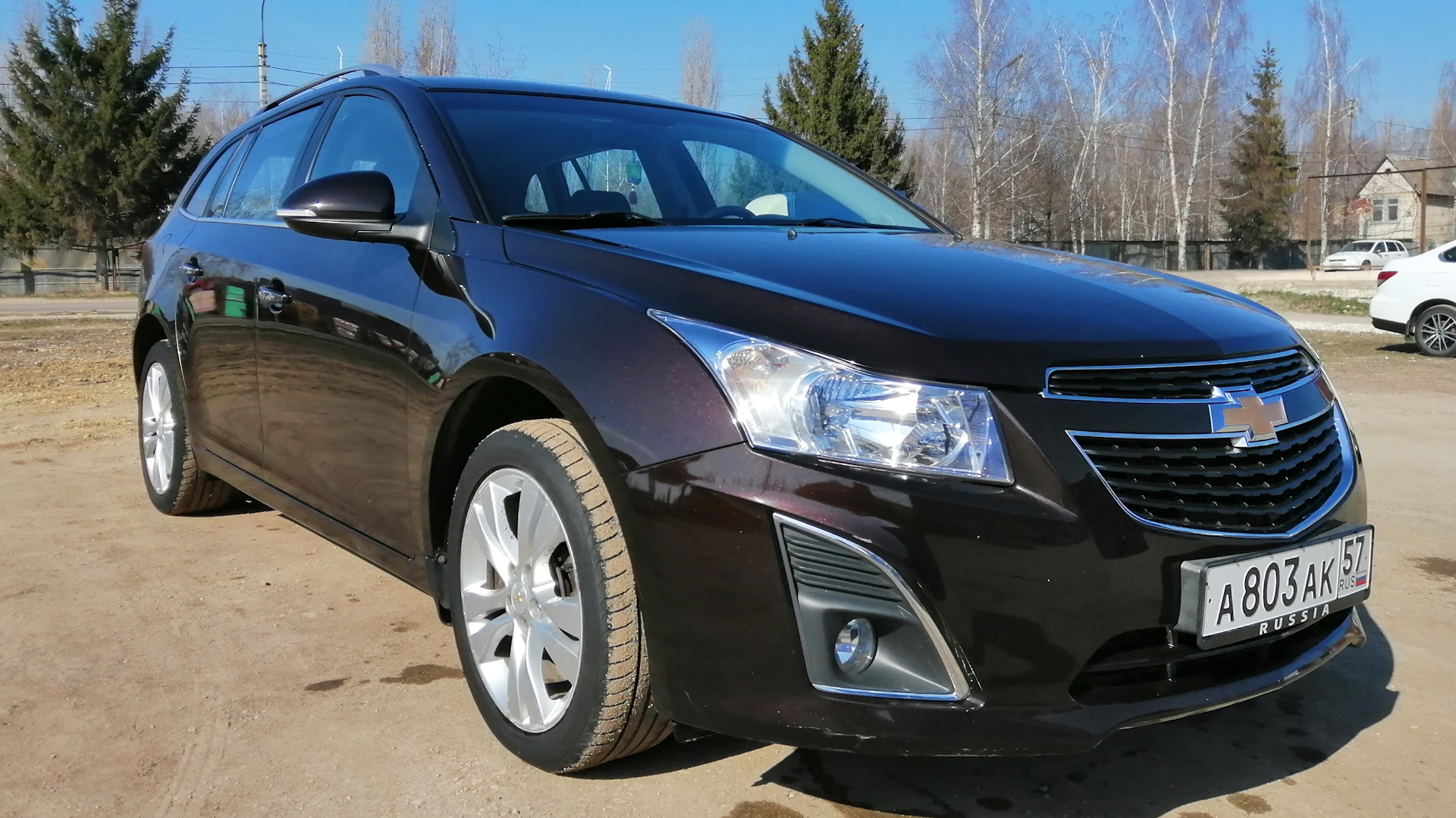 Chevrolet Cruze коричневый