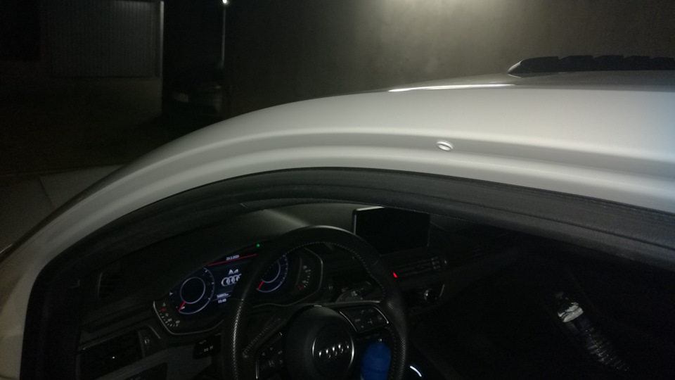 Уверен, многие, как и я раньше, эти дырки вообще не замечали :) Не правда ли? — Audi A4 (B9)