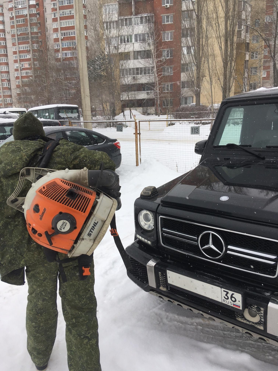 Завалило снегом — Mercedes-Benz G-Class (W463), 5,5 л, 2014 года | просто  так | DRIVE2