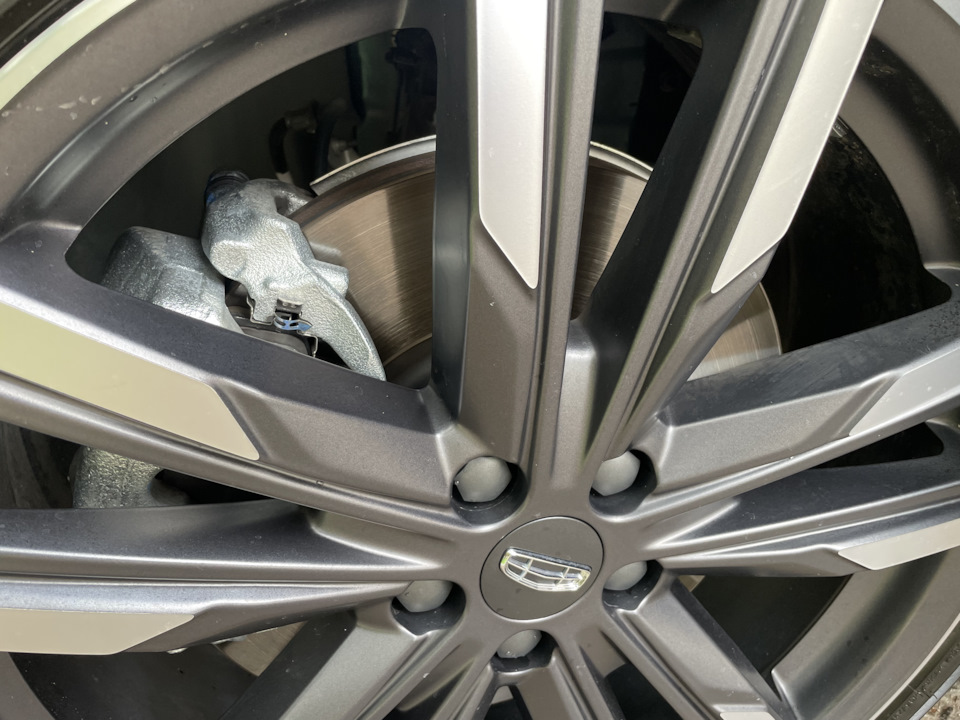 Фото в бортжурнале Geely Monjaro