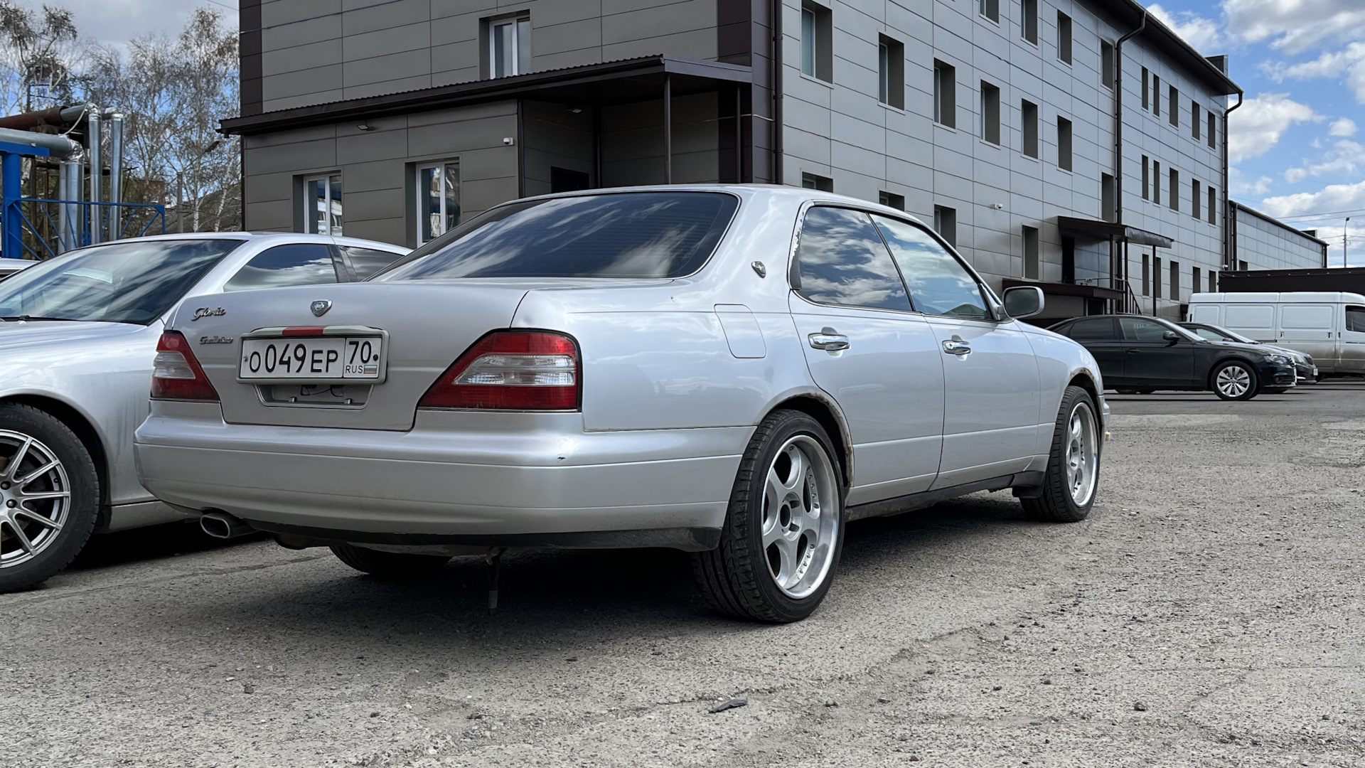 Nissan Gloria (10G) 2.0 бензиновый 1997 | Yakuza на DRIVE2