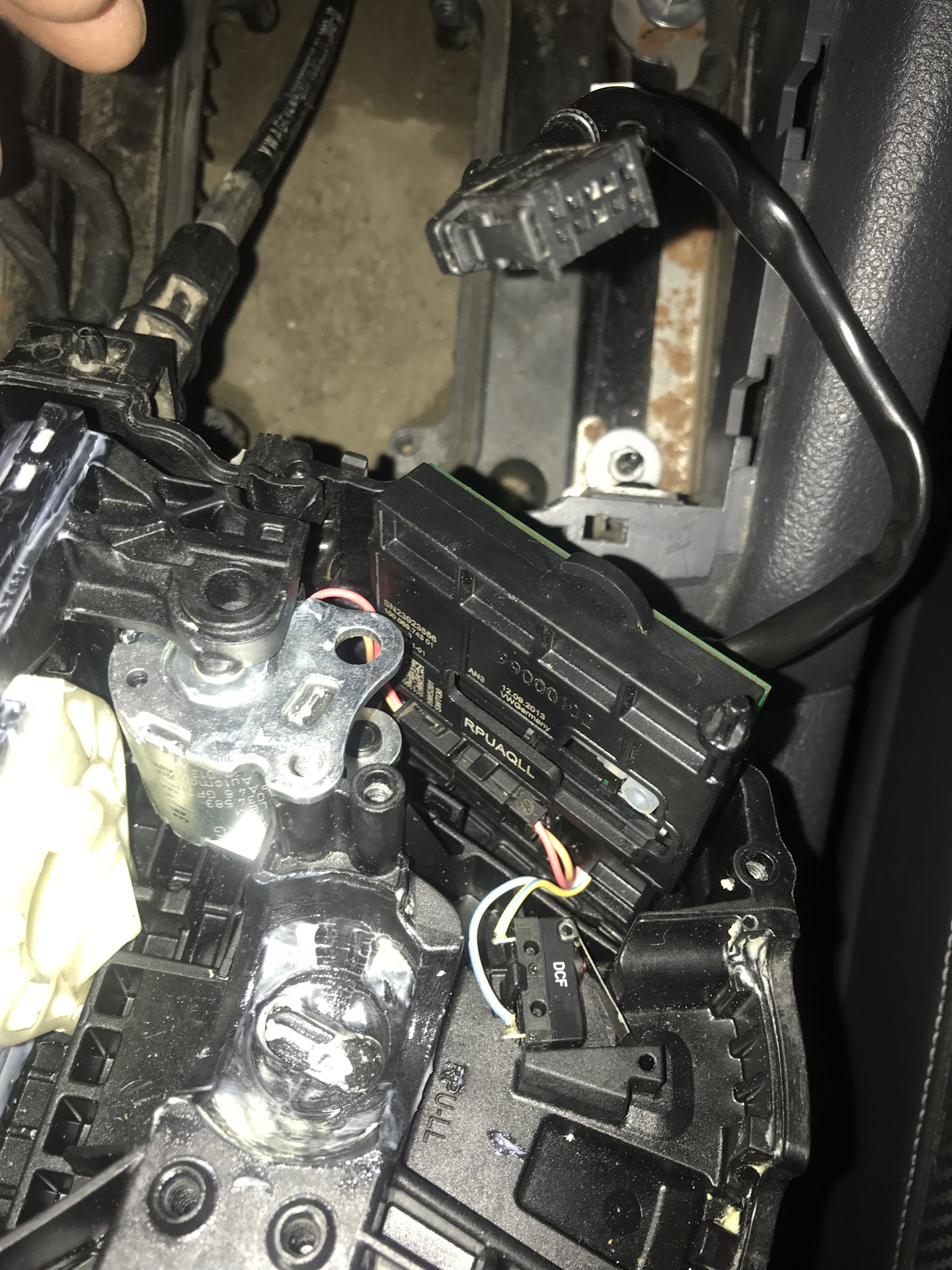 Купить Блок управления КПП Volkswagen Amarok 2HA 2HB 2H0927755B в Челябинске по