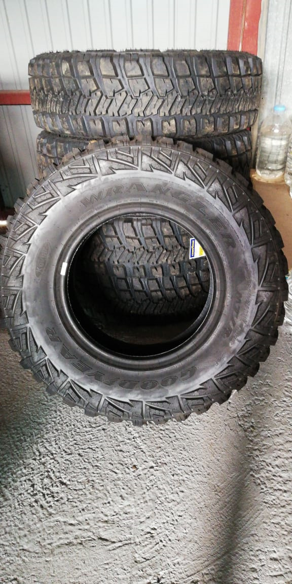 Goodyear wrangler mt kevlar