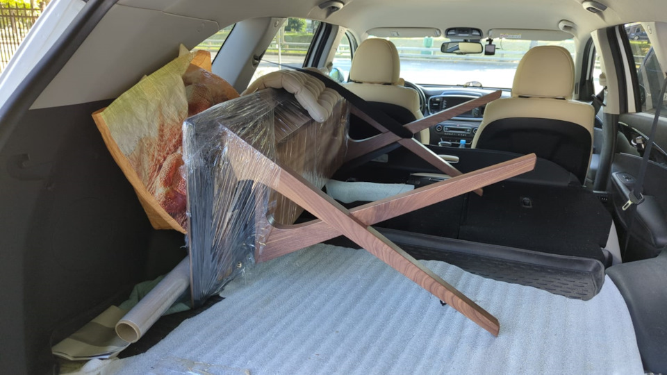 письменный стол — KIA Sorento (3G)