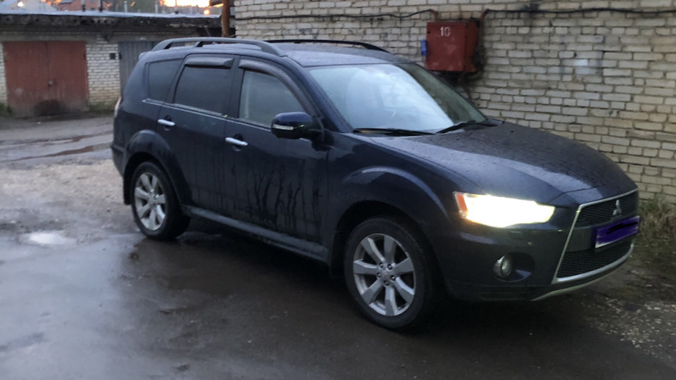 Замена масла в вариаторе — Mitsubishi Outlander XL, 2,4 л, 2011 года ...