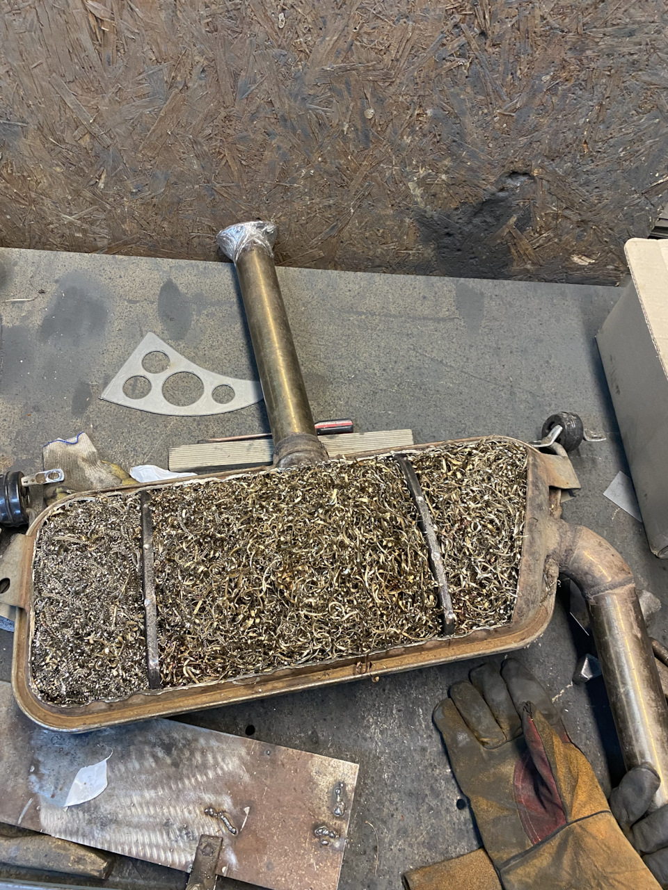 Звон в глушителе решение найдено — Audi A6 (C5), 2,4 л, 1999 года ...