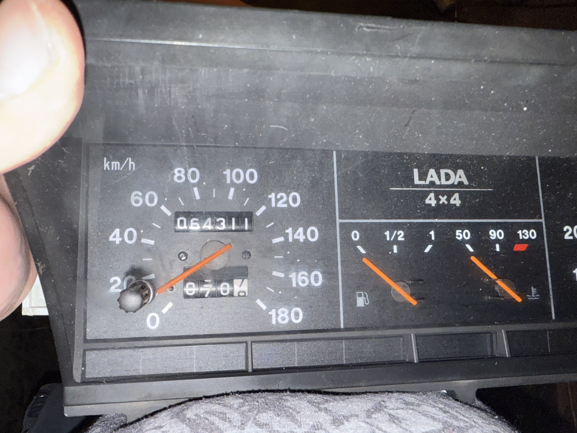 Корректировка пробега на приборной панели VDO автомобилей ВАЗ: практическое руководство