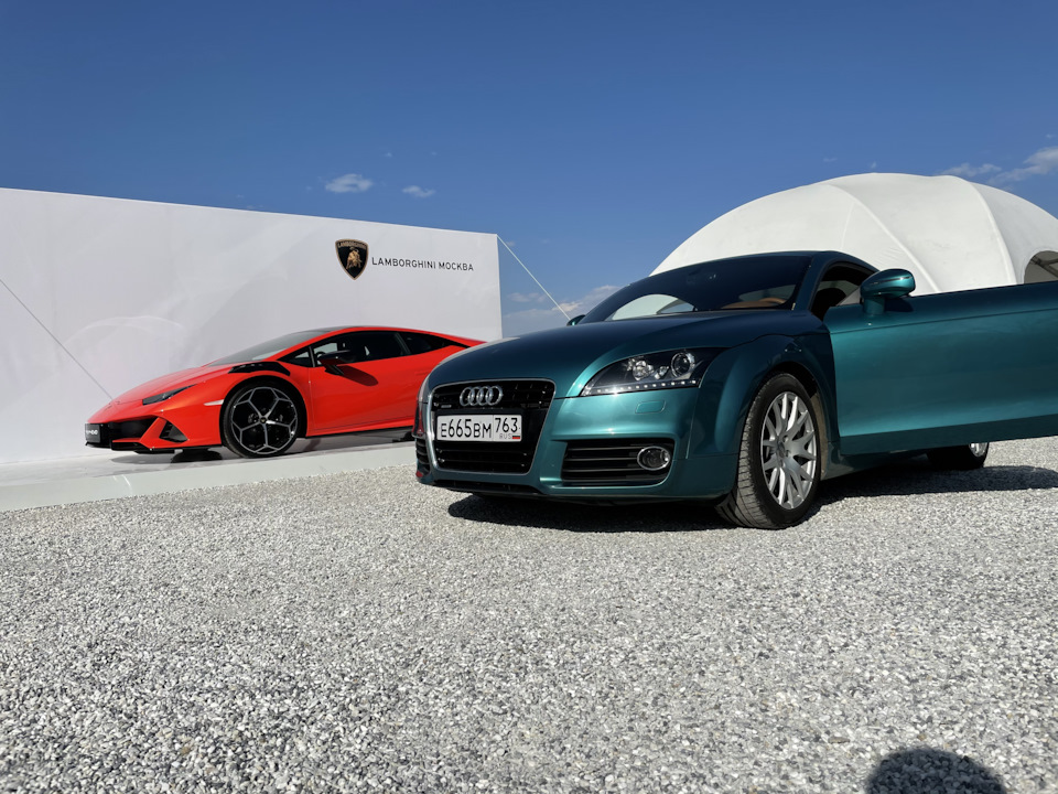 Фото в бортжурнале Audi TT (2G)