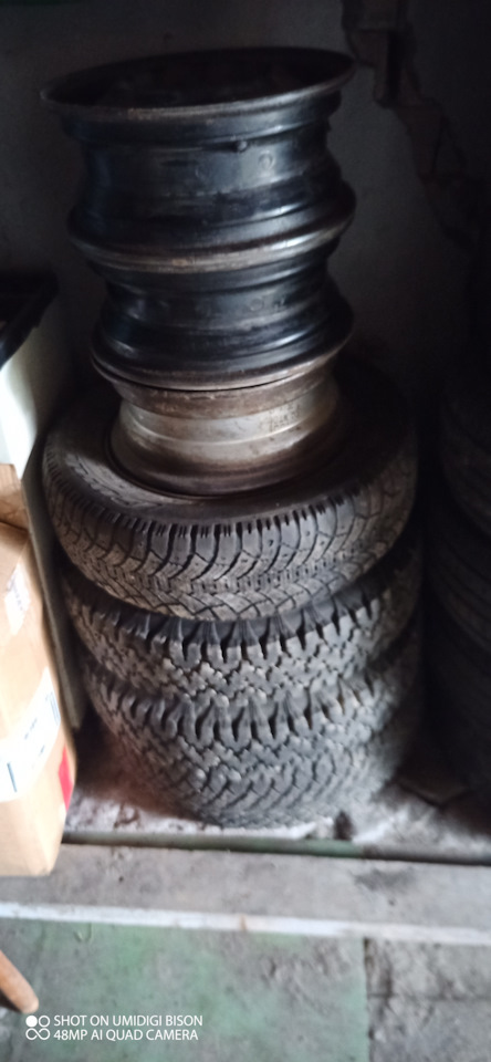Шины всесезонные Bridgestone 205/65 R15. Б/у | 4 000 ₽ в городе Томск ...