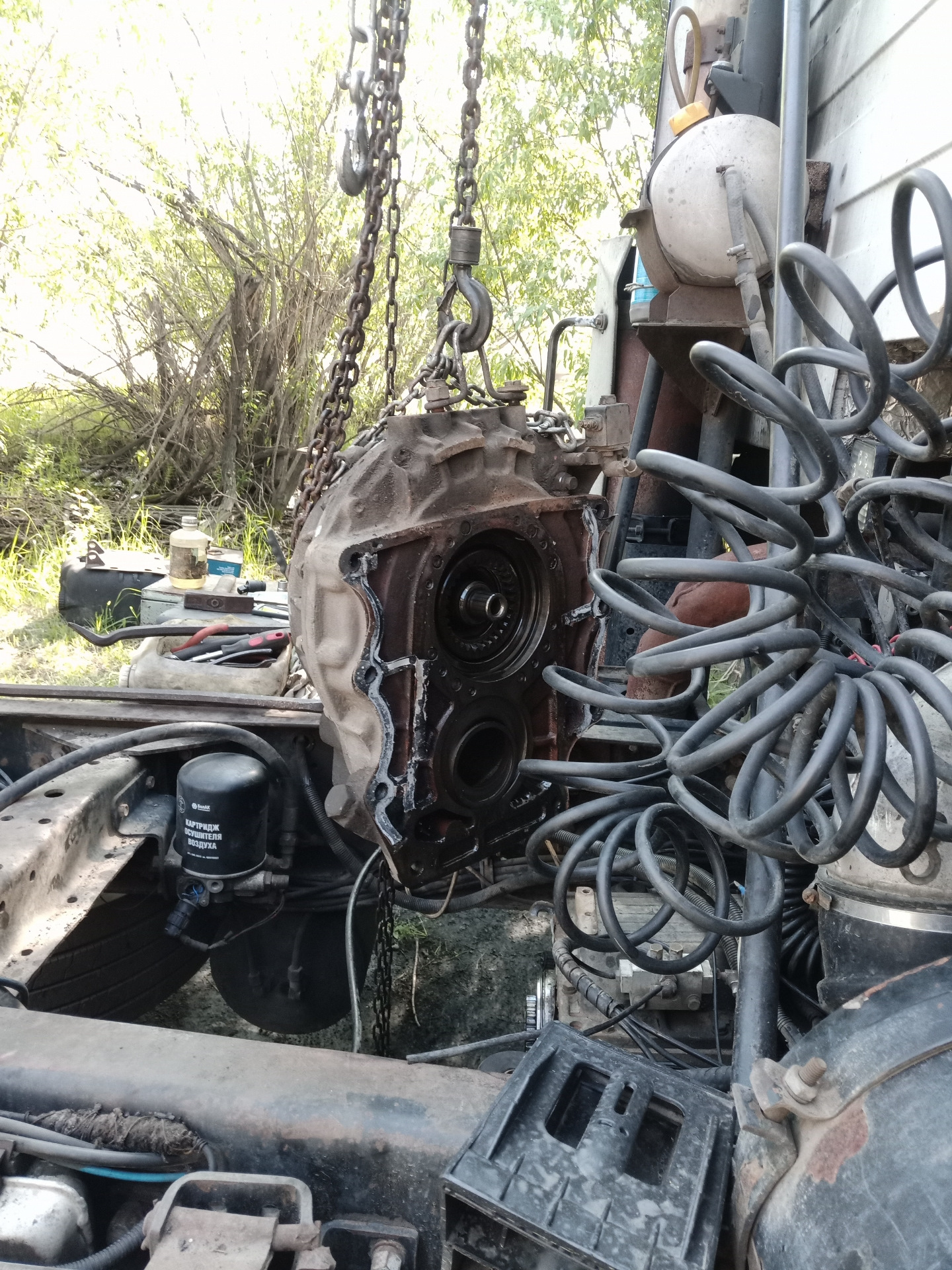 Неисправность демультипликатора. — МАЗ 5440 А5, 1,5 л, 2011 года ...