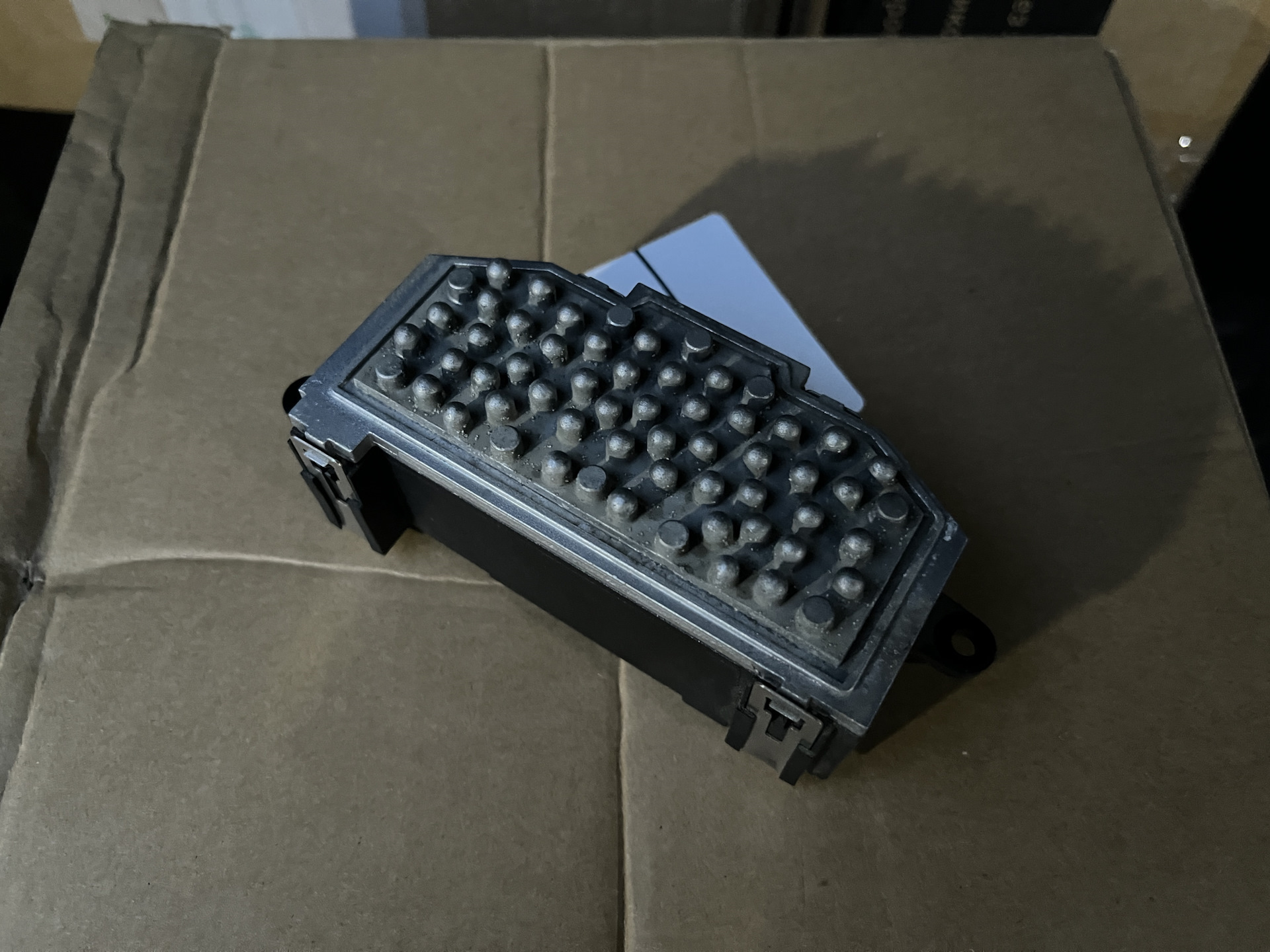 Ремонт вентилятора климата путем замены на новый. — Skoda Octavia A5 ...