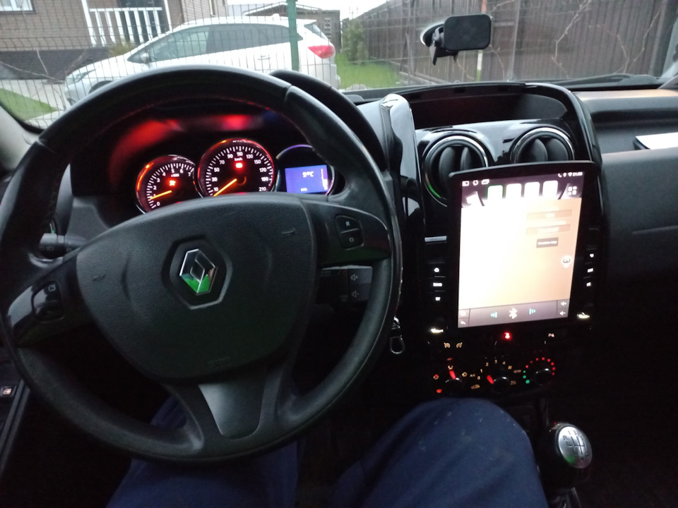 Новая магнитола от Boss-Mini — Renault Duster (1G), 2 л, 2016 года ...