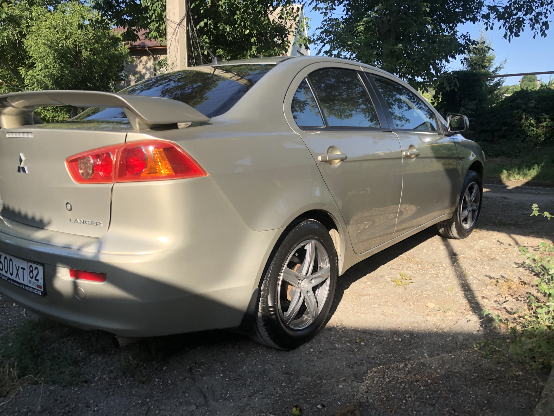 Lancer 10 шины