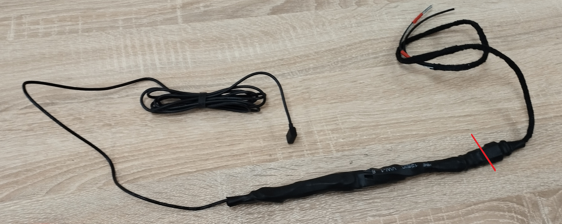 Установка заднего видеорегистратора без протяжки проводов по салону ...