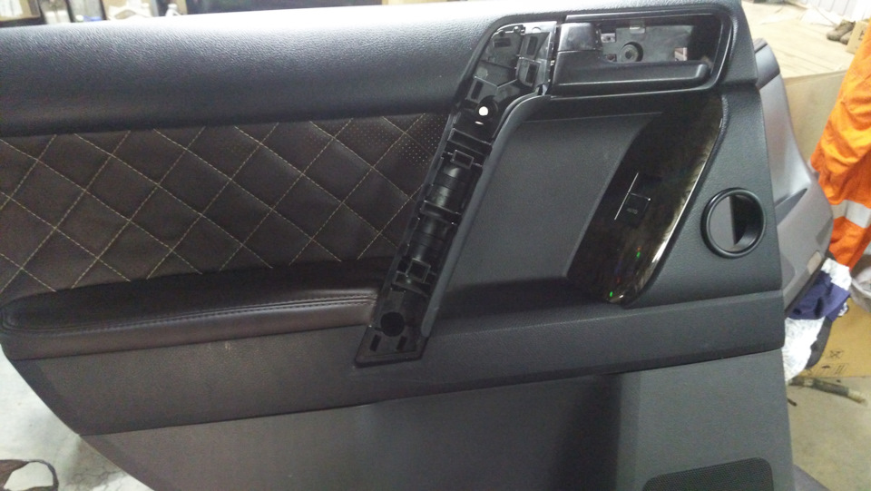 Пищалки для задних пассажиров — Toyota Land Cruiser Prado 150-series, 2,7  л, 2012 года | автозвук | DRIVE2