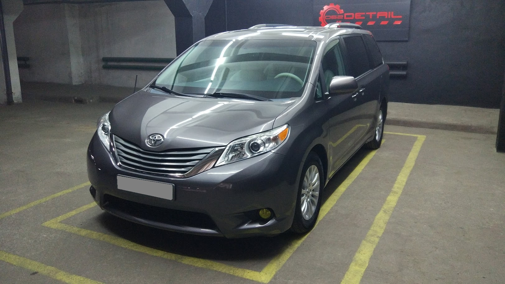 Toyota Sienna XLE 2014