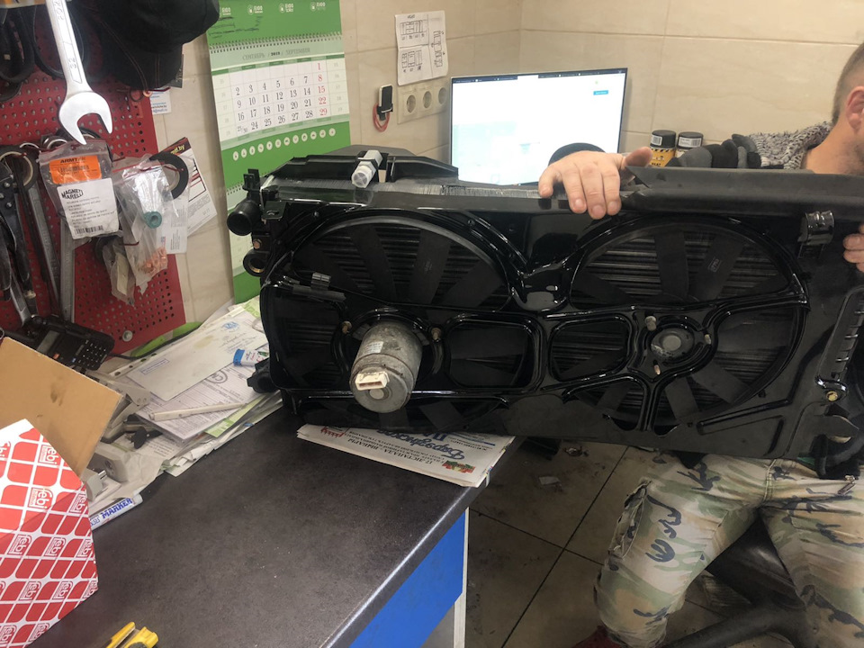 Разорвало "гранату" или пора менять ШРУС. — Volkswagen Passat B3, 1,6 л ...