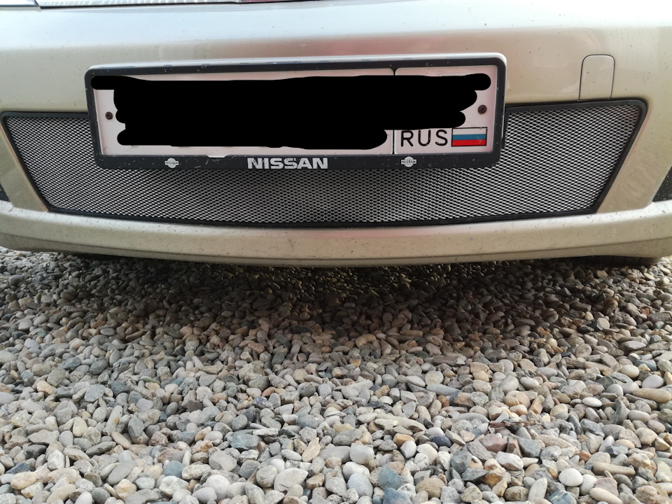 сетка в передний бампер . Легко и просто… — Nissan Tiida (1G), 1,8 л ...