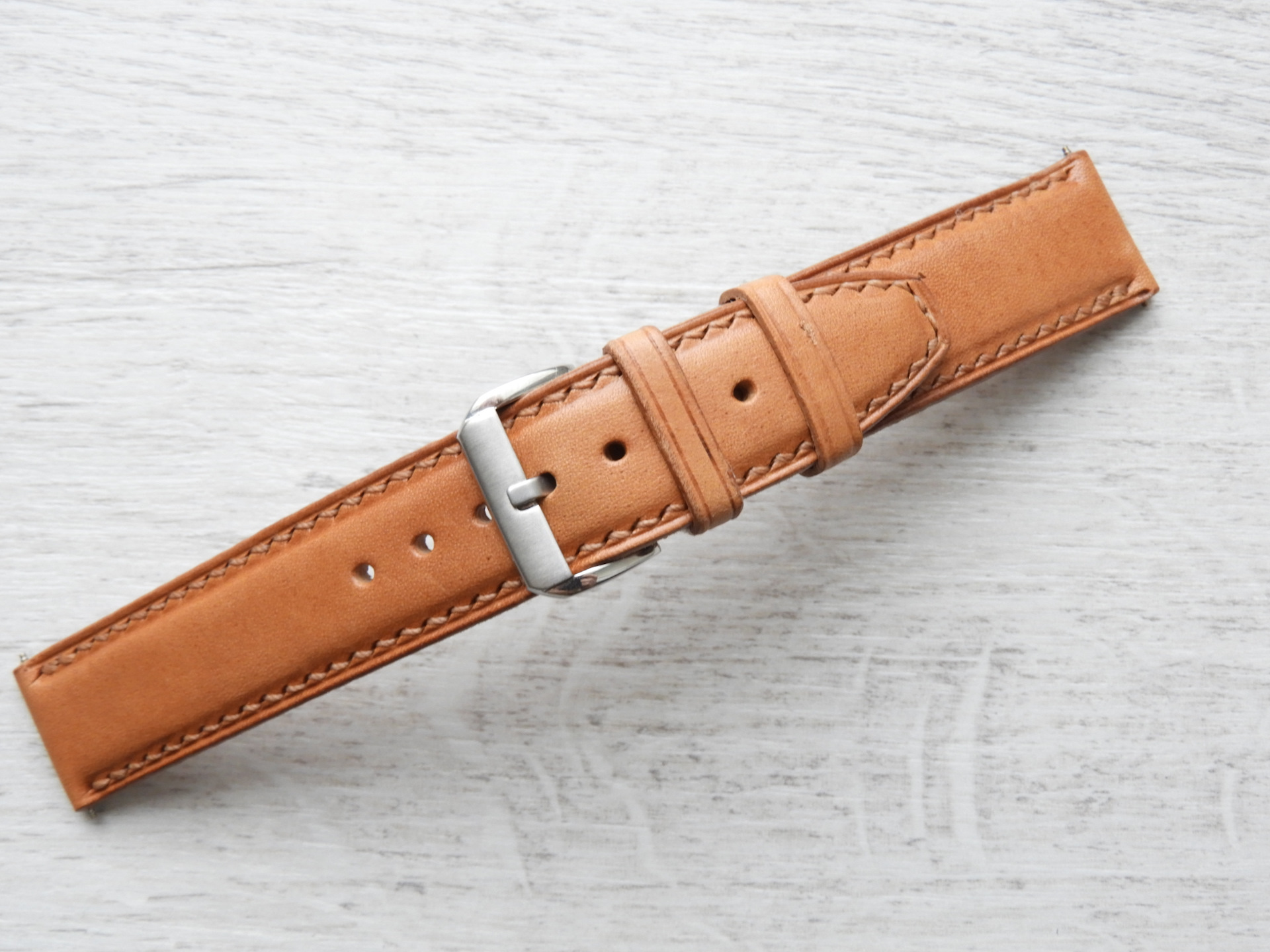 кожаный ремешок. бакля панерай. Leather watch straps. Leather watch straps. фурнитура для ремней из кожи монтана.