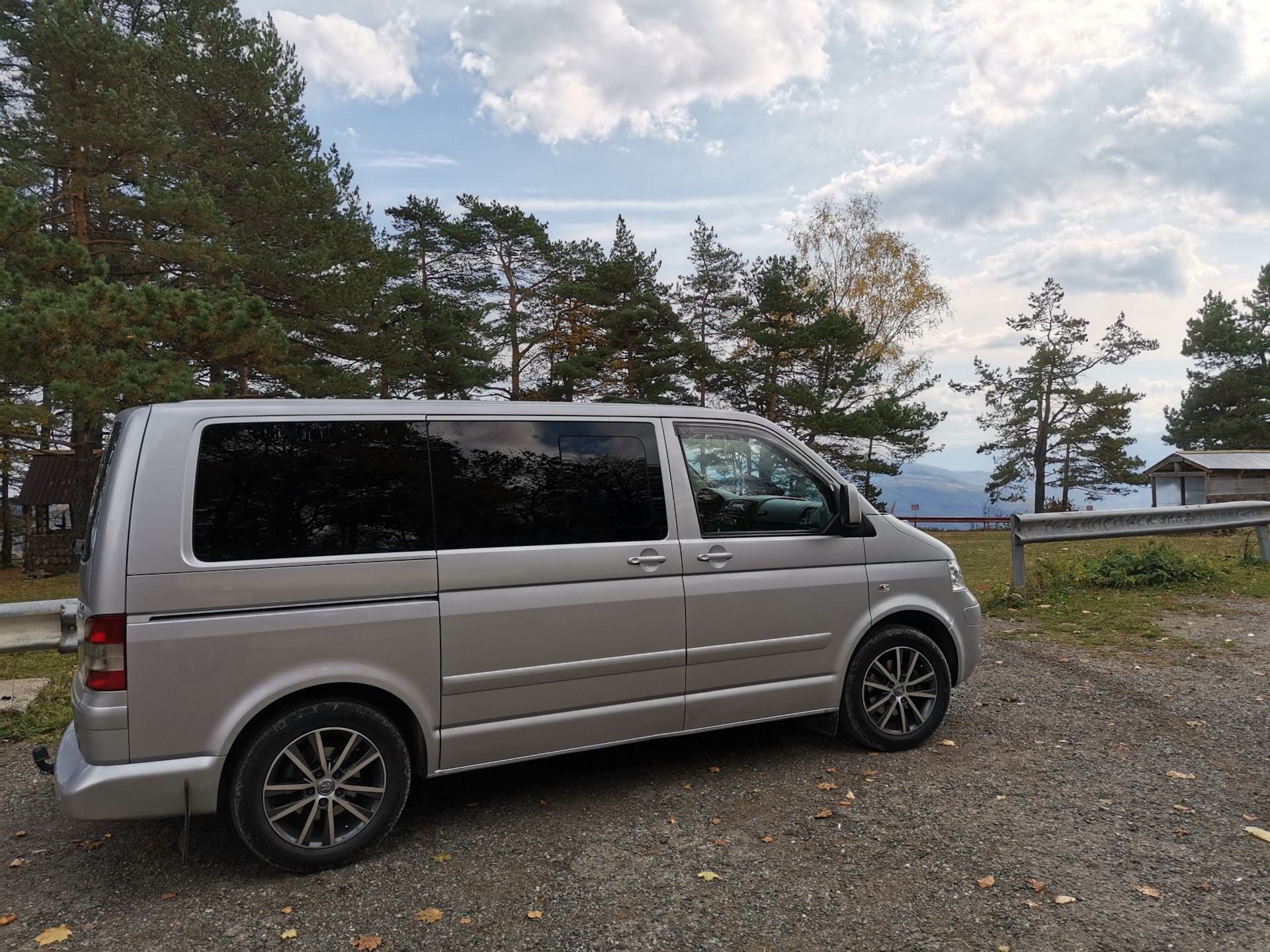 Путешествие в Адыгею (Лаго-Наки) — Volkswagen Multivan (T5), 2,5 л, 2008  года | путешествие | DRIVE2