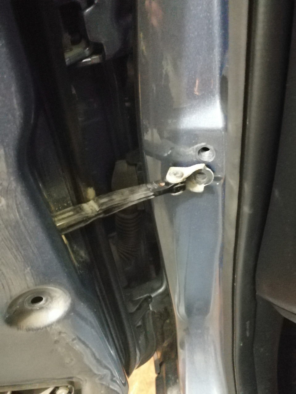 Болт на 12 — KIA Rio (3G)