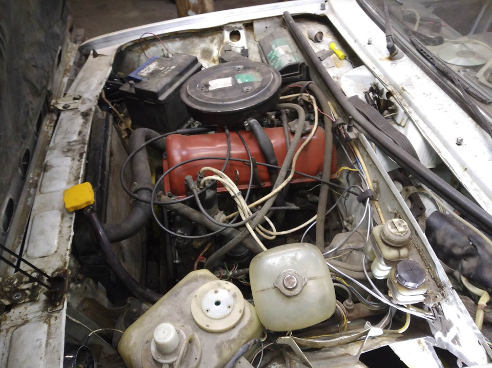 Натяжка цепи, регулировка клапанов. Установка тросиков газа и подсоса ...