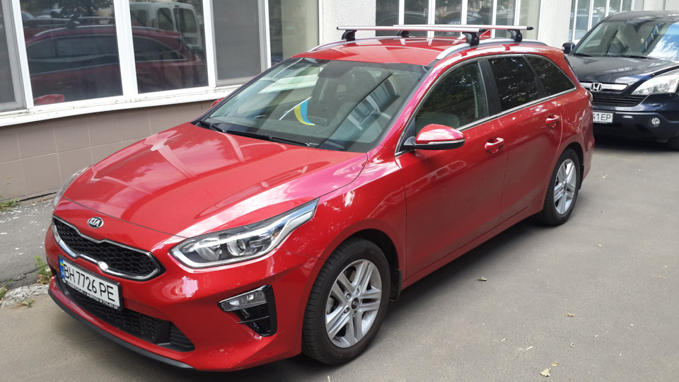 dělá Ceed krásnějším - Kufr Thule :) - KIA Ceed SW (3G), 1,6 l, 2019 | příslušenství | JÍZDA2