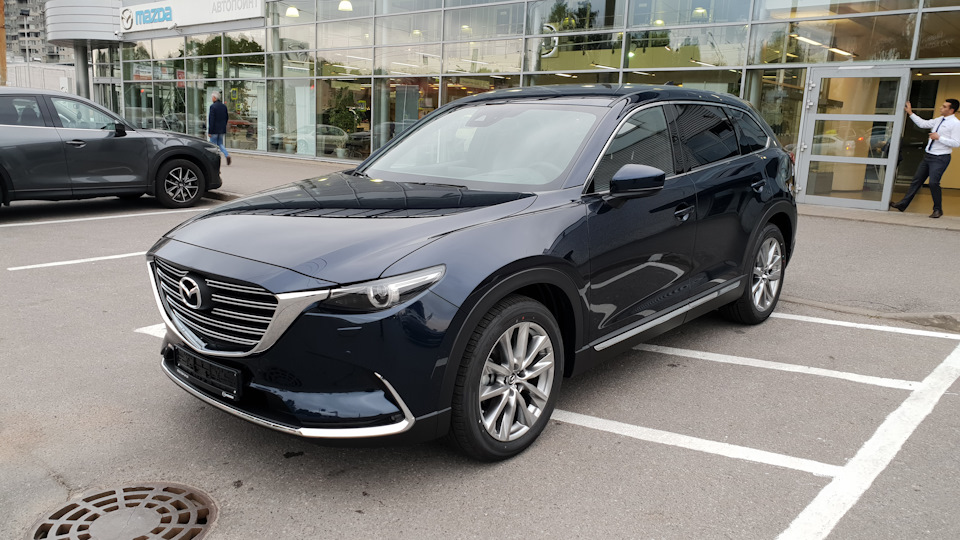 Mazda CX-9 Служанка