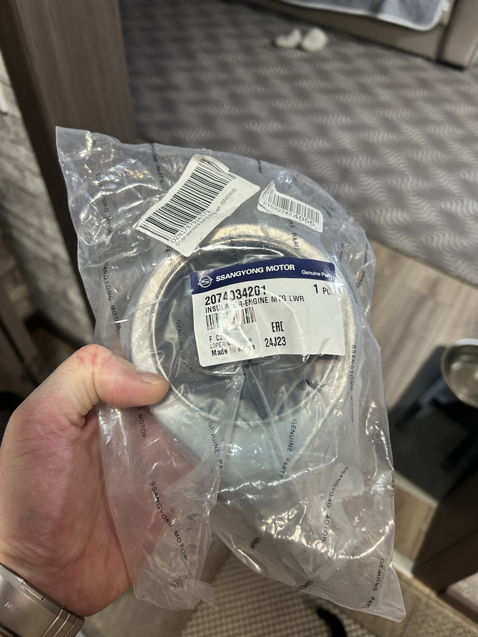 Фото в бортжурнале SsangYong Actyon (2G). Запчасти на фото: 2074034201