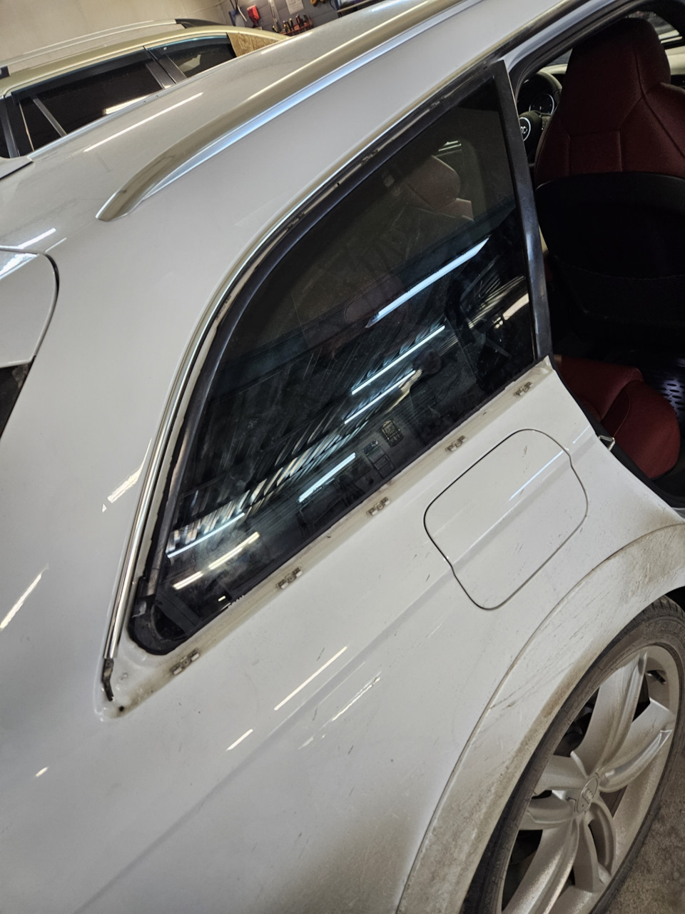 Part #2. Замена уплотнительных резинок дверей на рестовые. — Audi ...