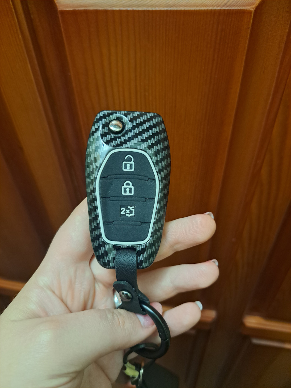 Карбоновый защитный чехол на штатный пульт Chevrolet Cobalt — Chevrolet ...