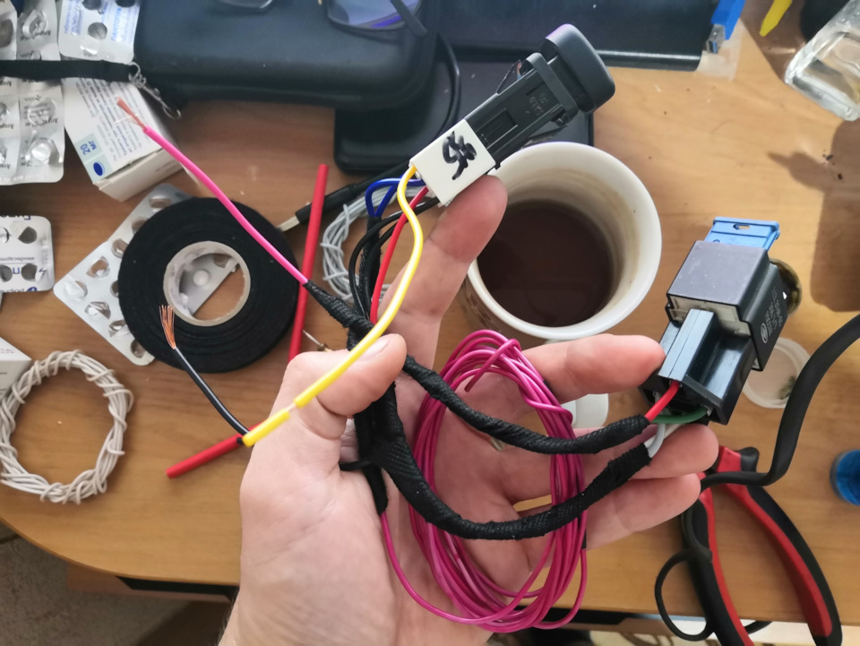 Проводка для подогрева сидений — Lada 2115, 1,6 л, 2003 года ...