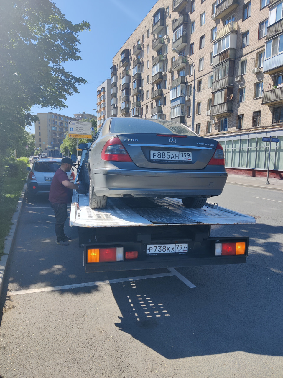 Фото в бортжурнале Mercedes-Benz E-class (W211)