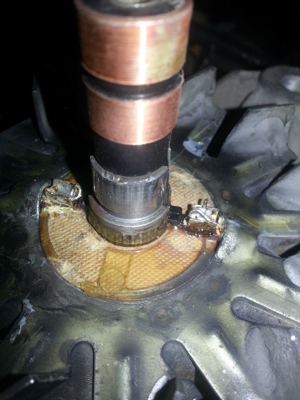 Как поменять кольца генератора лада приора