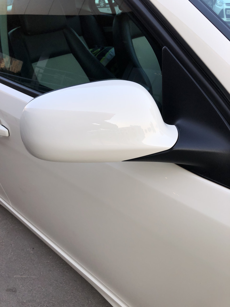 Кронштейны зеркал вот не покрасил пока, когда нибудь потом, пока локально подкрасил. — Saab 9-3 (2G)