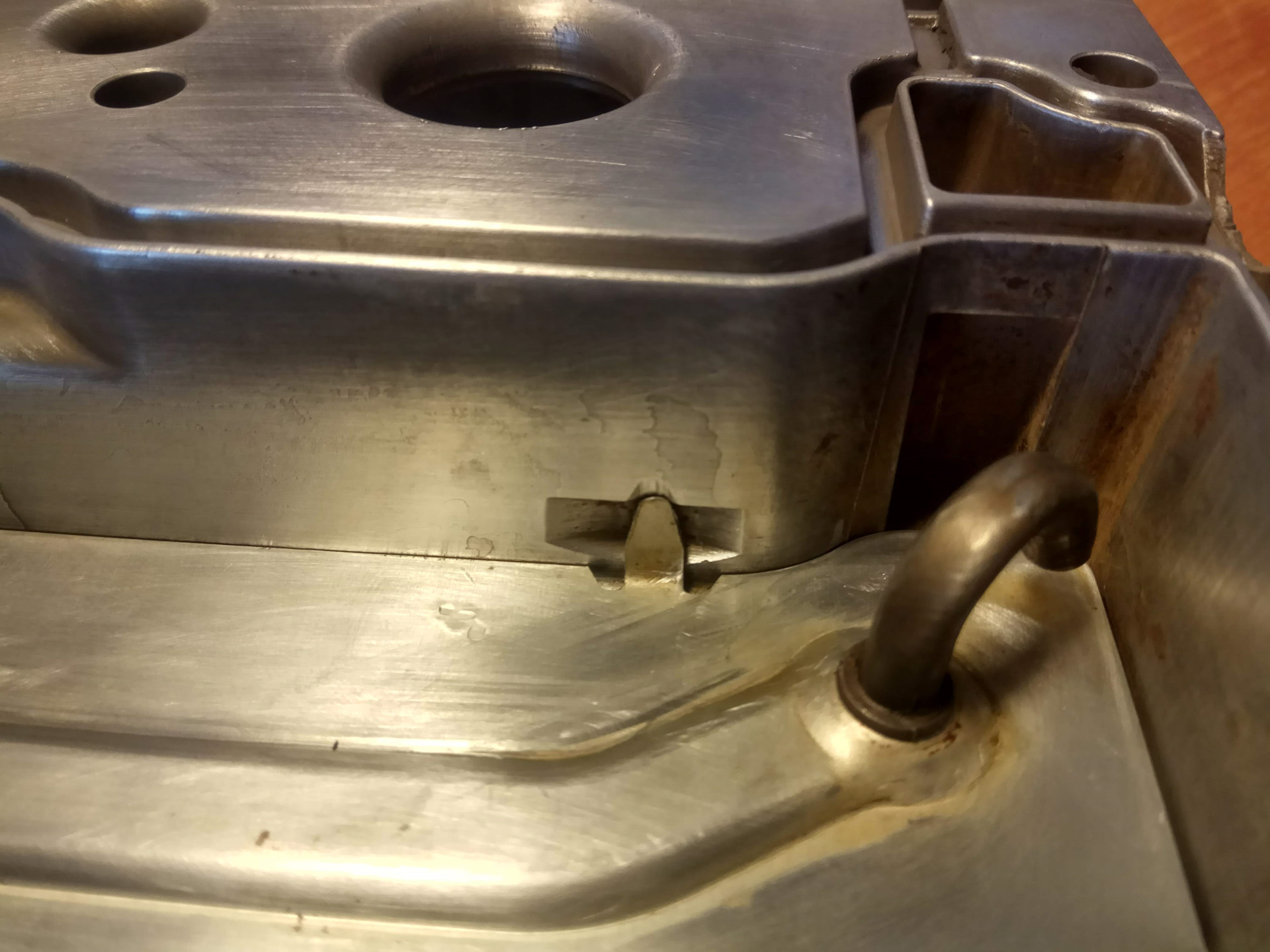 клапанная крышка opel zafira a. 6 клапанная крышка. Z16xer крышка opel. Z18xe клапанная крышка. клапанная крышка z20leh.