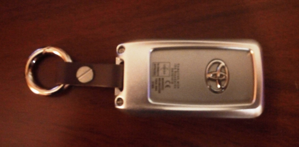 Чехол на ключ, писал ранее — Toyota Venza (1G)