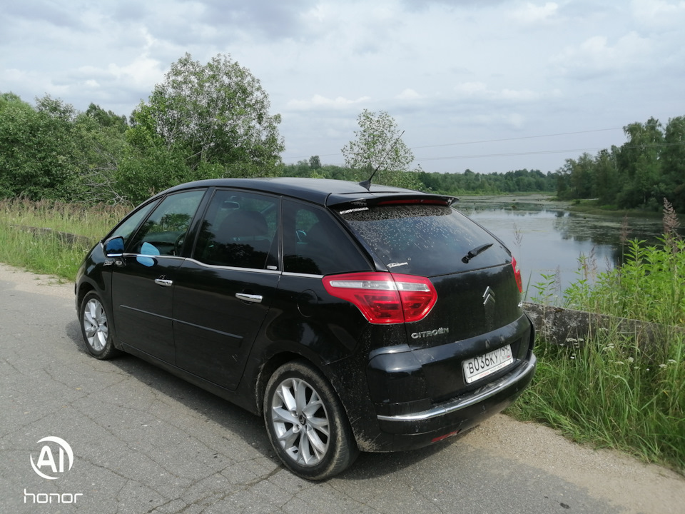 Фото в бортжурнале Citroen C4 Picasso (1G)