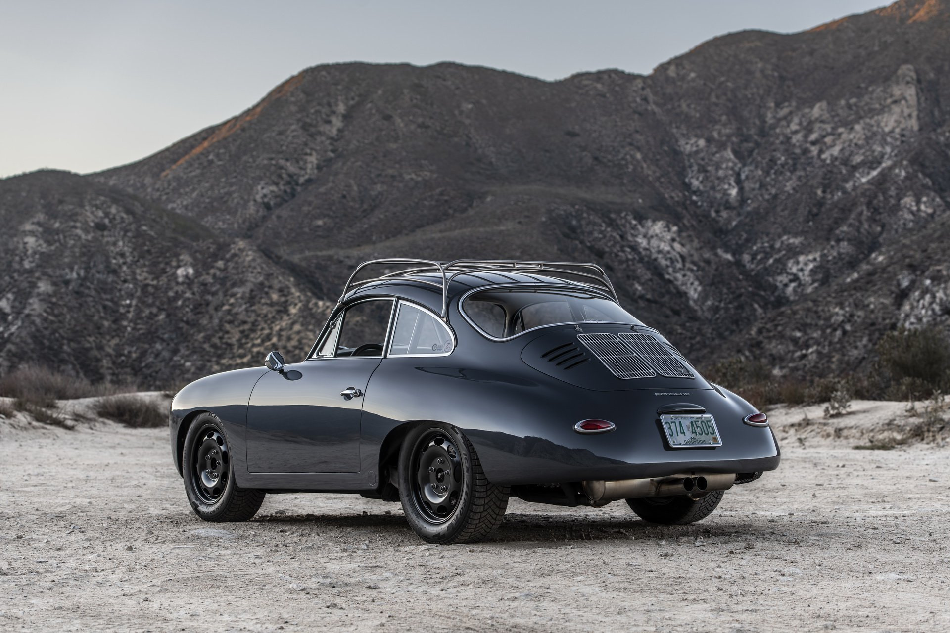 Автомобиль Porsche 356