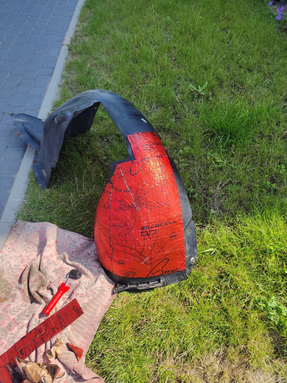 Шумка передних подкрылков — Volkswagen Scirocco (3G), 1,4 л, 2008 года ...