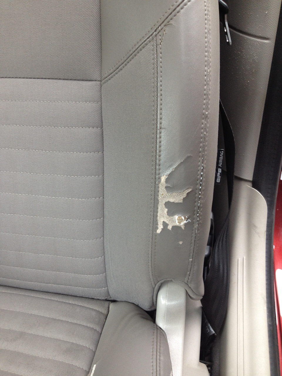 Вот такая боковина водительского сиденья — Volvo C30