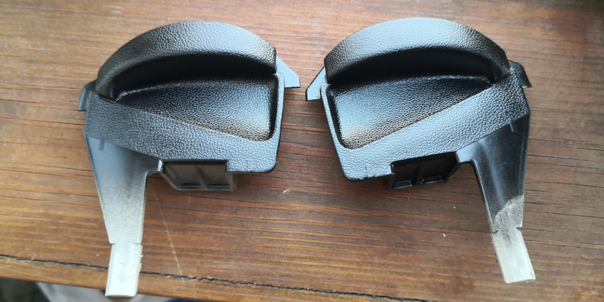 Обтяжка стоек салона самоклеющей алькантарой — Skoda Octavia A5 Mk2, 2 ...