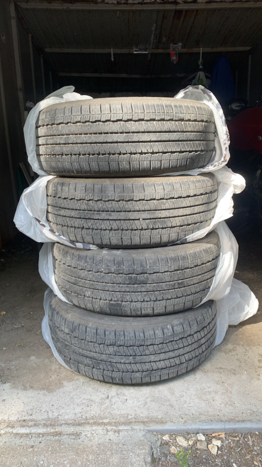 Шины летние Triangle Group 235/55 R17 на Volvo XC70 III. Б/у | 5 000 ...