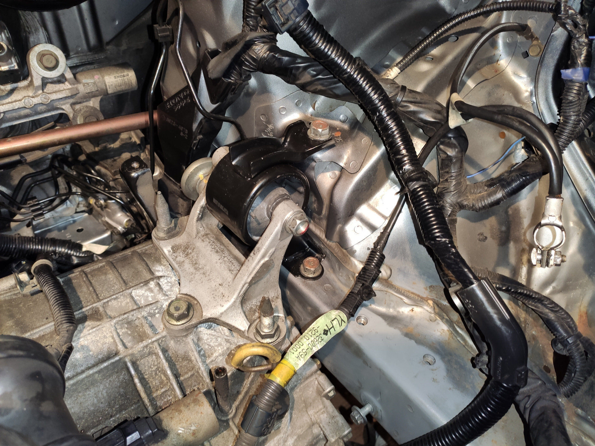 Продолжение большого ТО. Жидкость ГУР, подушки — Honda CR-V (RD4, RD5 ...