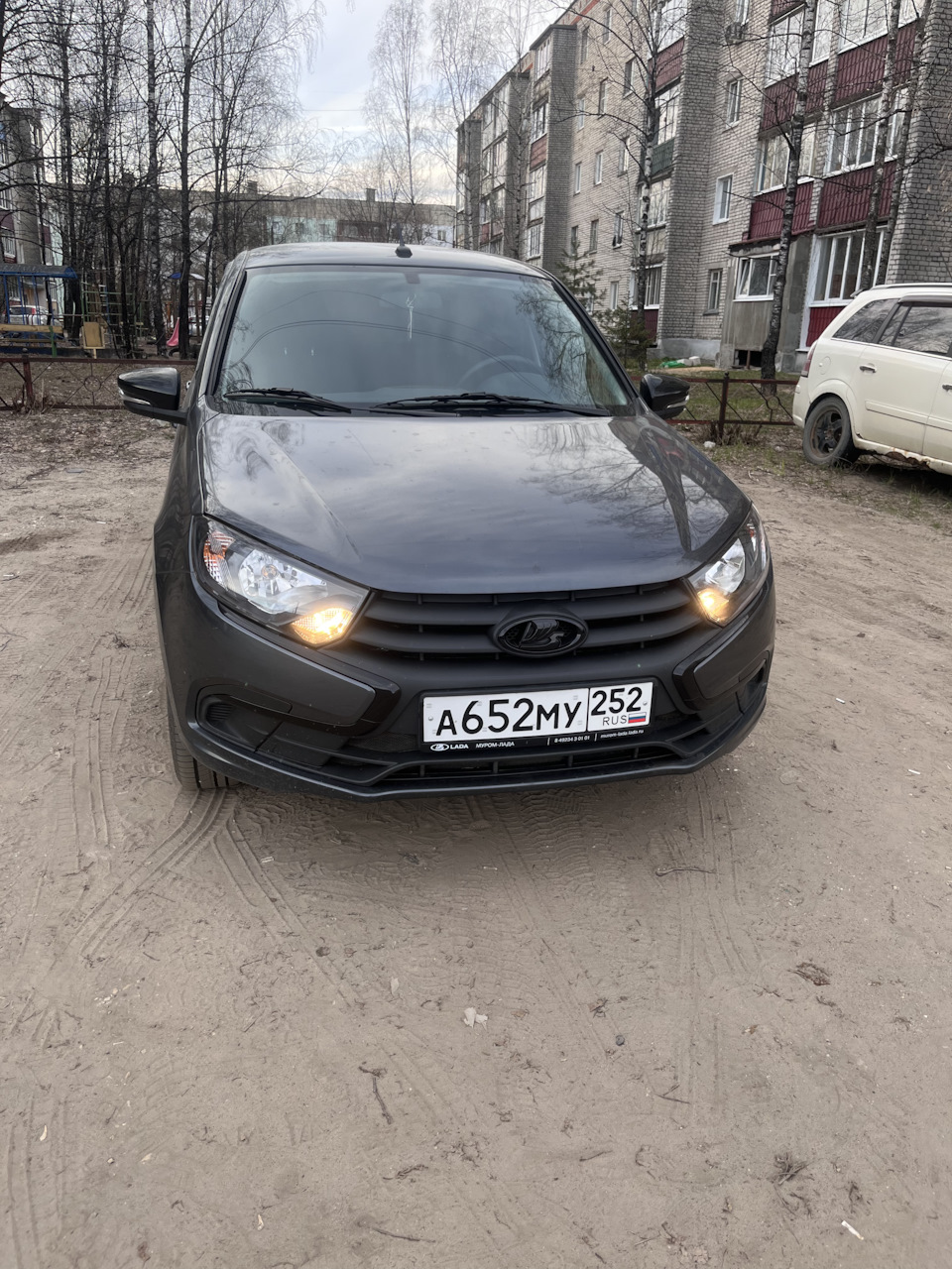 Черная ладья — Lada Гранта (2G) FL, 1,6 л, 2024 года | тюнинг | DRIVE2