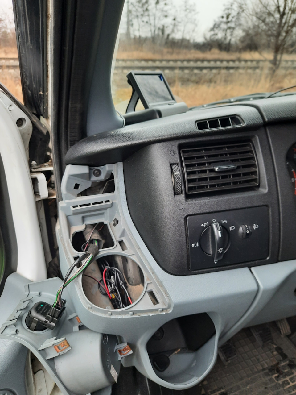 Камера заднего вида — Ford Transit (7G), 2,2 л, 2013 года | наблюдение ...