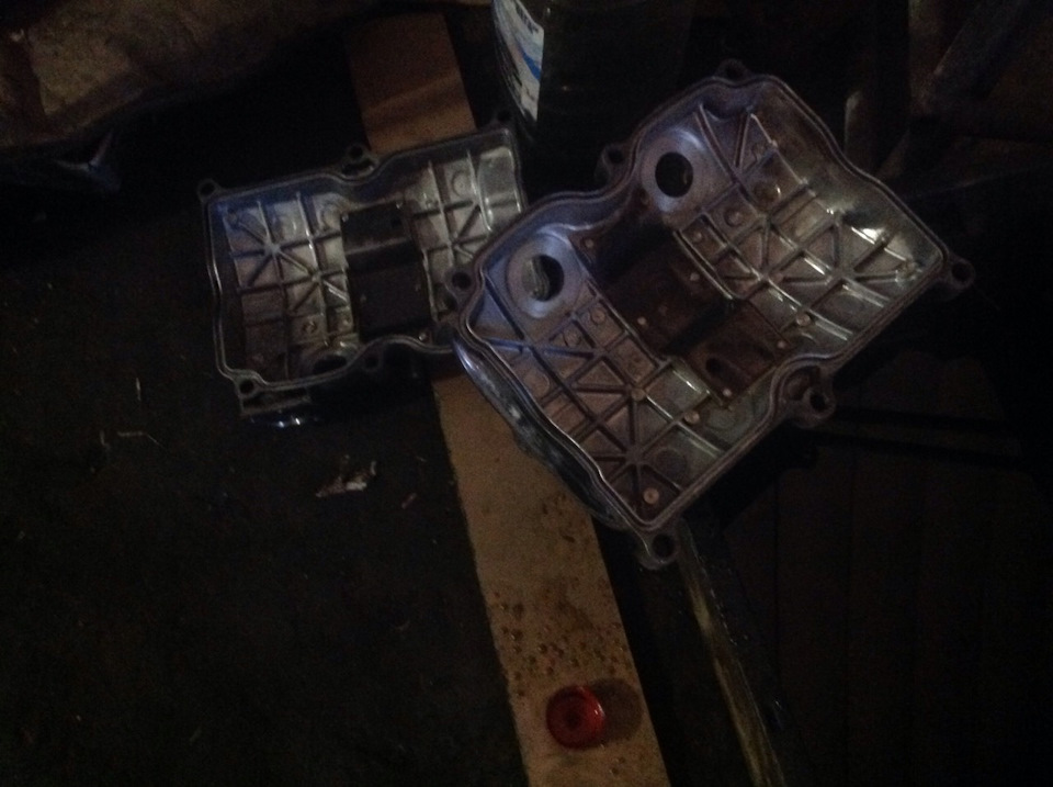 Устранение течи свечных колодцев — Subaru Forester (SH), 2,5 л, 2008 ...