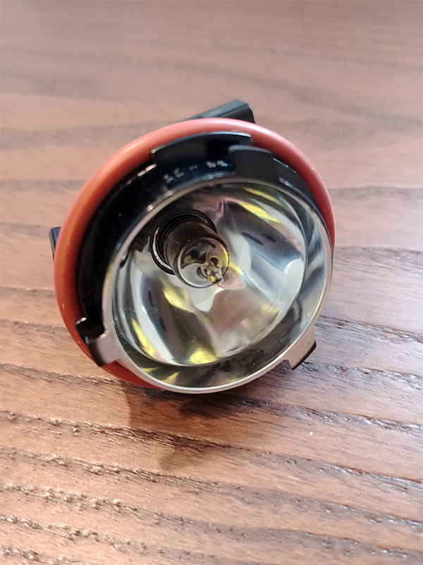 Как менять?.. Лампочку в ангельских глазах. Corona-Rings — BMW 5 series ...