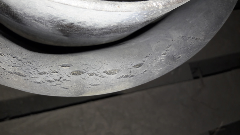 Замена пневмоподушки — Man TGL 8-180, 4,6 л, 2011 года | поломка | DRIVE2