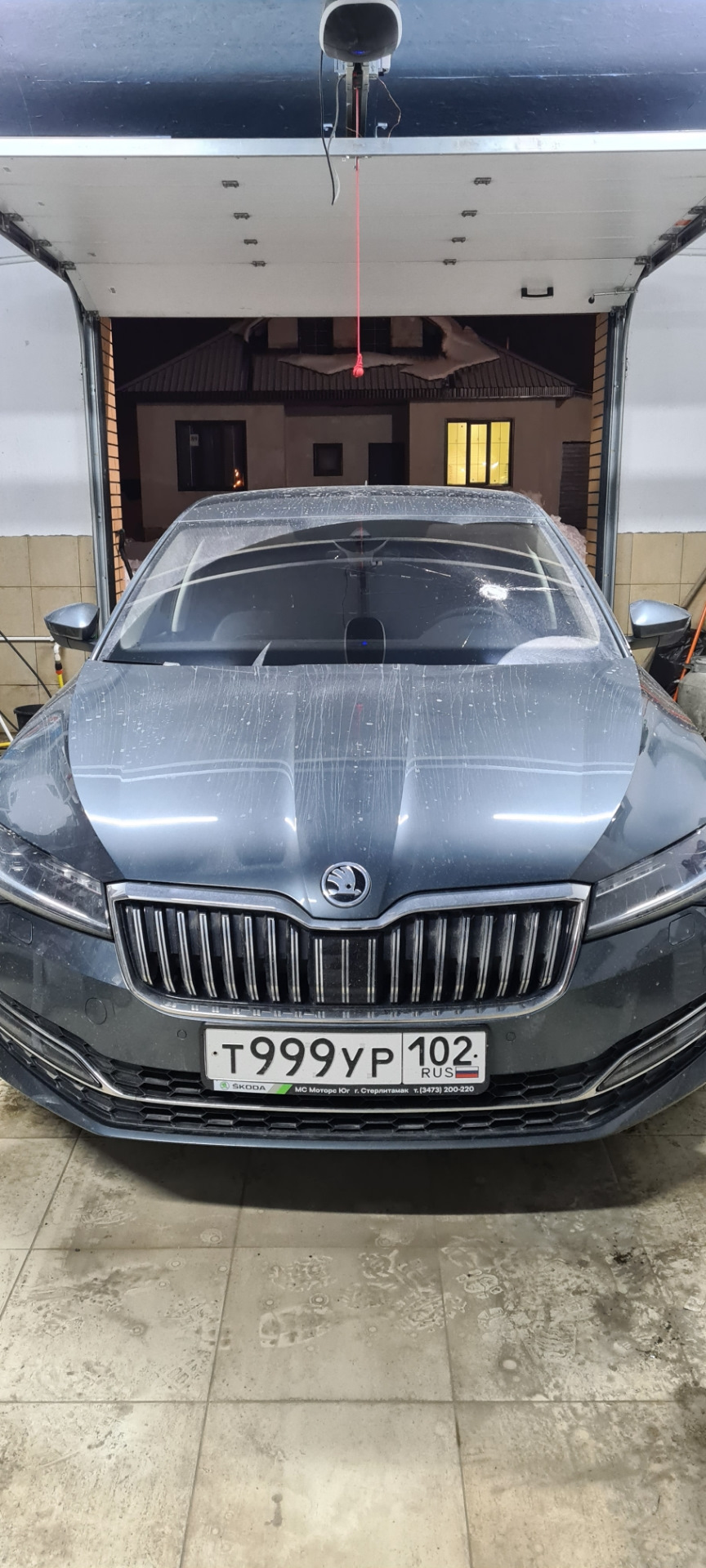 Прилетело в лоб — Skoda Superb Mk3, 2 л, 2020 года | визит на сервис |  DRIVE2